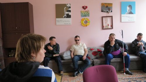 Nuotraukoje - Projekto metu vyksta diskusijos įvairiomis temomis