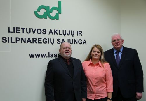 Nuotraukoje - Baltijos &scaron;alių aklųjų organizacijų vadovai